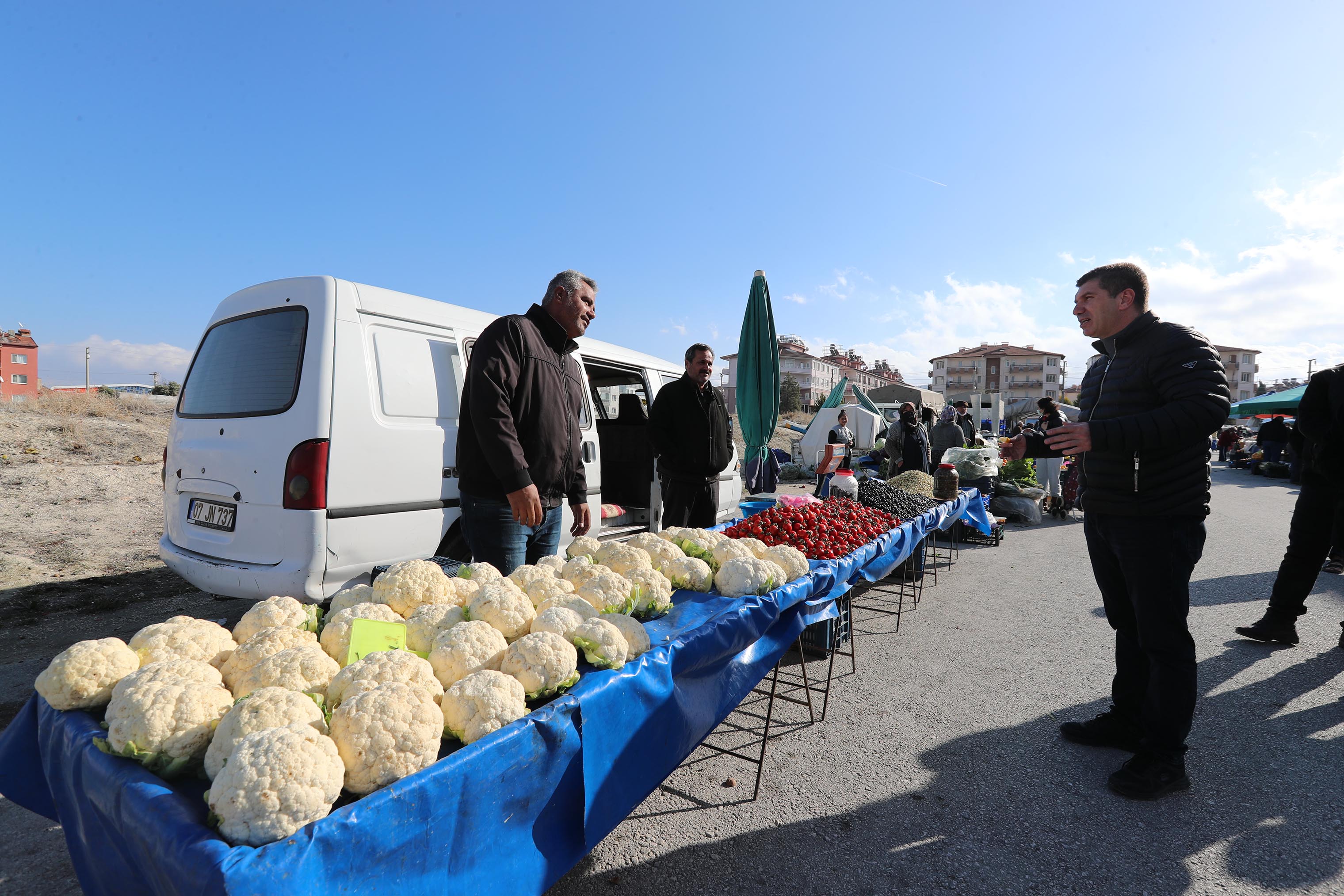 Burdur Haber: Başkan Ercengiz’den Semt Pazarlarına ziyaret