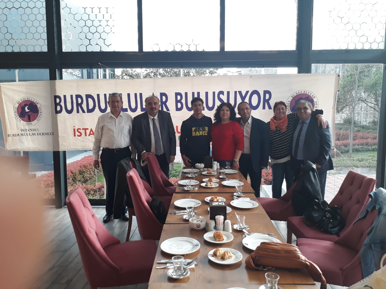 2022 Nisan 22 Burdurlu Öğrencilerimizle İftar HE (1) (1).jpg