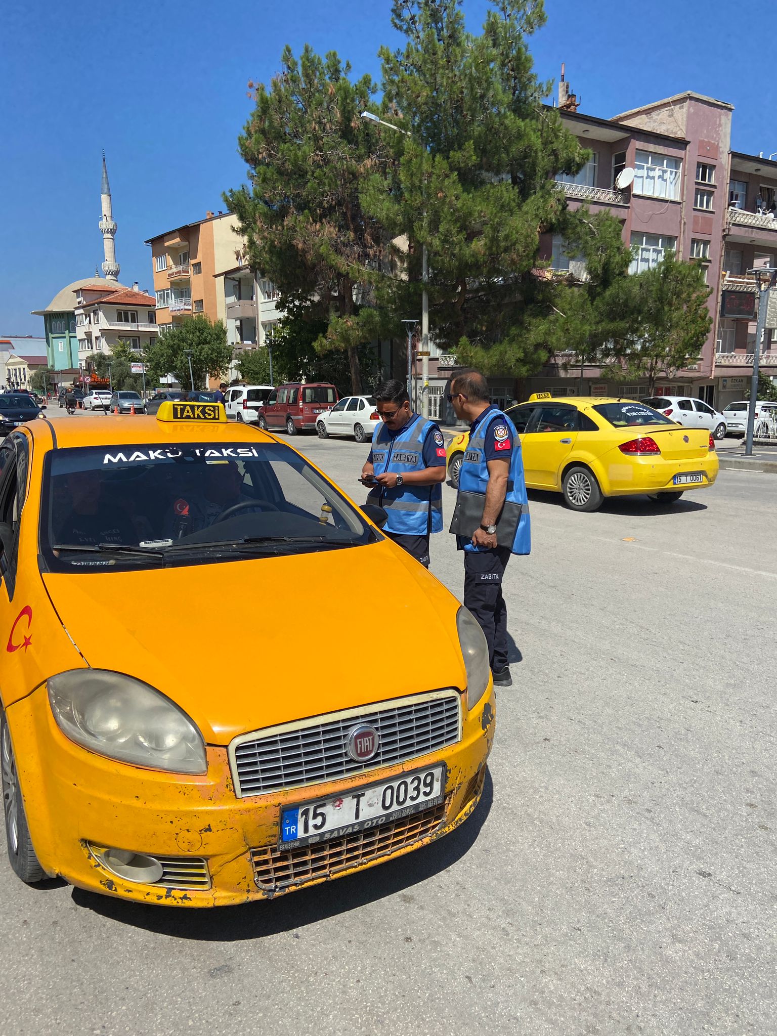 Zabıtadan toplu taşıma araçlarına denetim (4).jpeg
