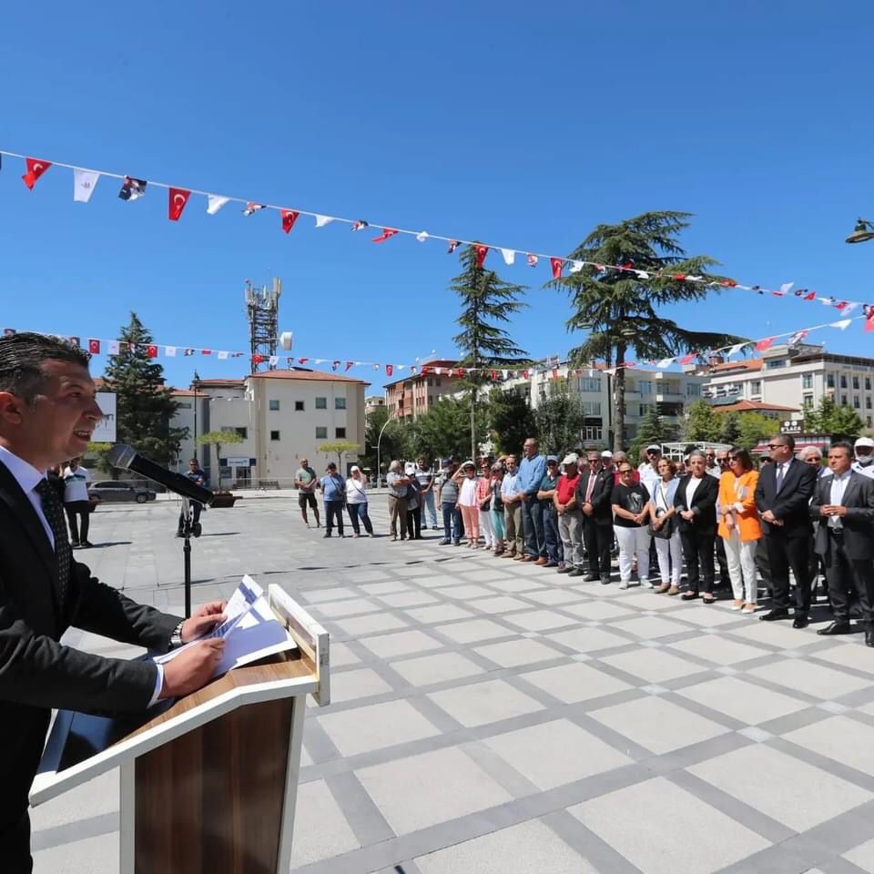 CHP_BURDUR_DA_ZAFER_BAYRAMiNi-KUTLADi3.jpeg