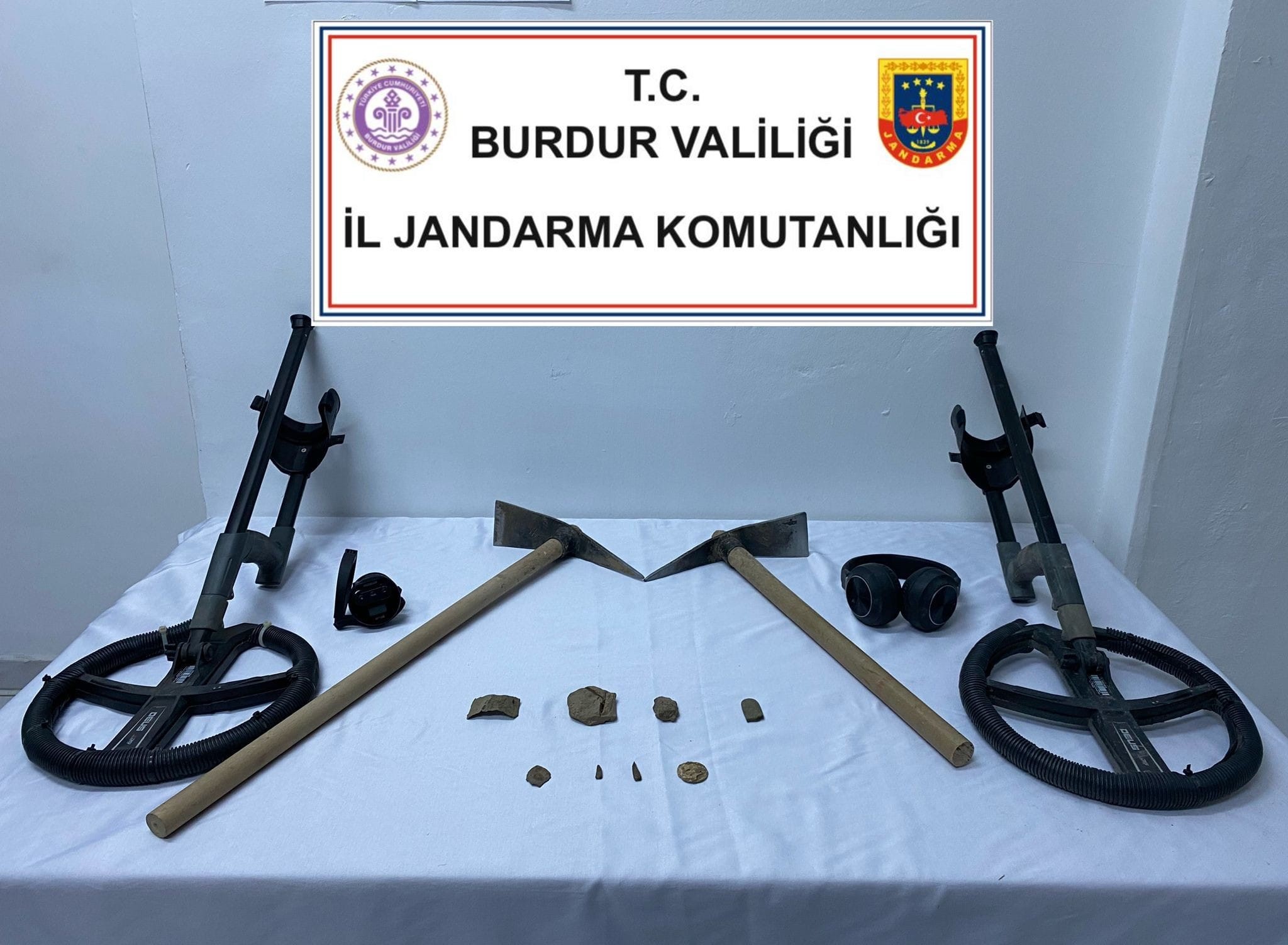 1 kaçak kazı.jpg