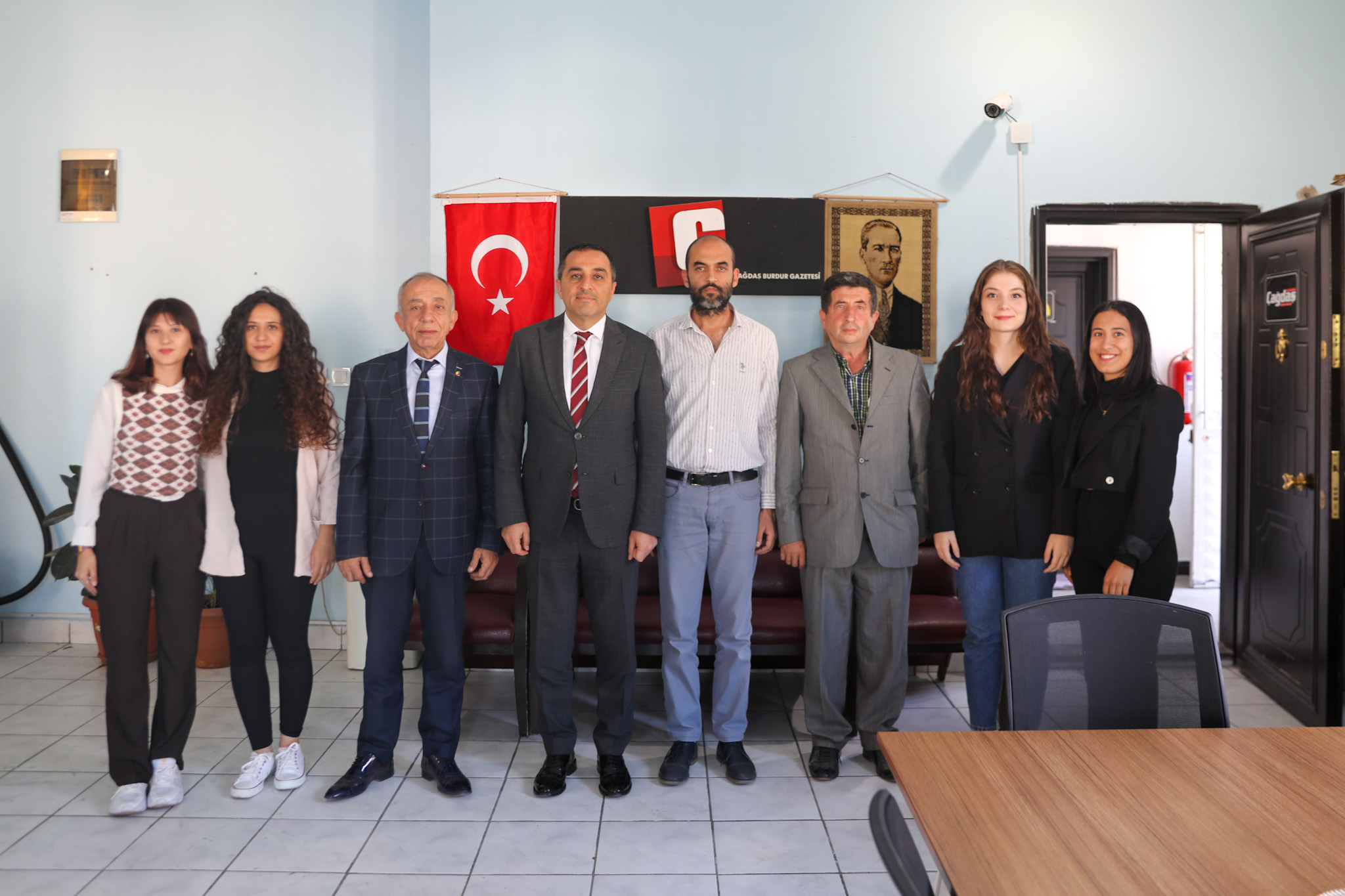 Çağdaş gazetesi 1.JPG
