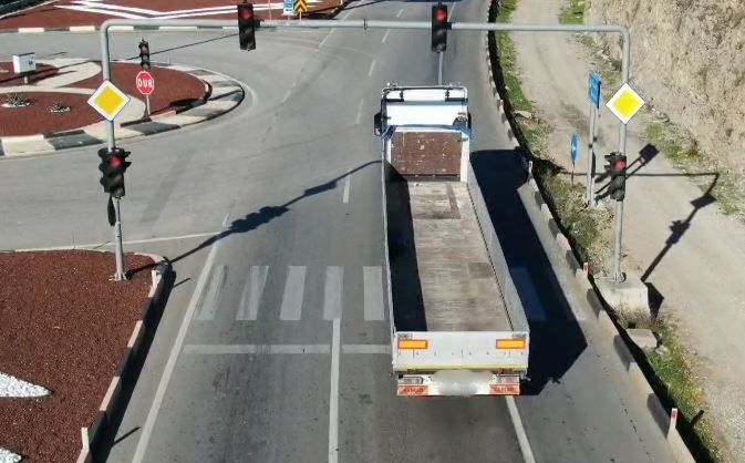 Bucak’ta Drone Destekli Trafik Denetimi: 8 Sürücüye Ceza Uygulandı